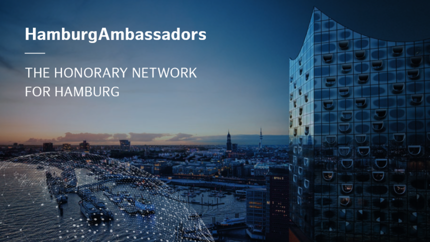 Ansicht der Hamburger Skyline bei Sonnenuntergang mit der Elbphilharmonie im Vordergrund. Überlagert ist ein digitales Netzwerk-Muster, das die globale Vernetzung symbolisiert. Der Text „HamburgAmbassadors – The Honorary Network for Hamburg“ hebt die Initiative hervor.